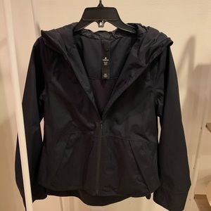 Lululemon black soft shell rain coat